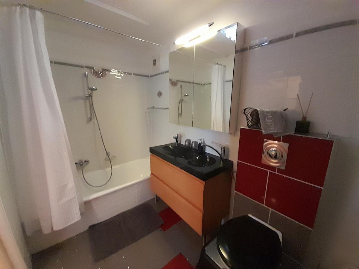 Glanz Und Gloria Weingartenapartment An Der Kellerstrasse, Viele Buschenschaenke, Sehr Ruhige Lage, Herrliche Aussicht! 루트스카치 외부 사진